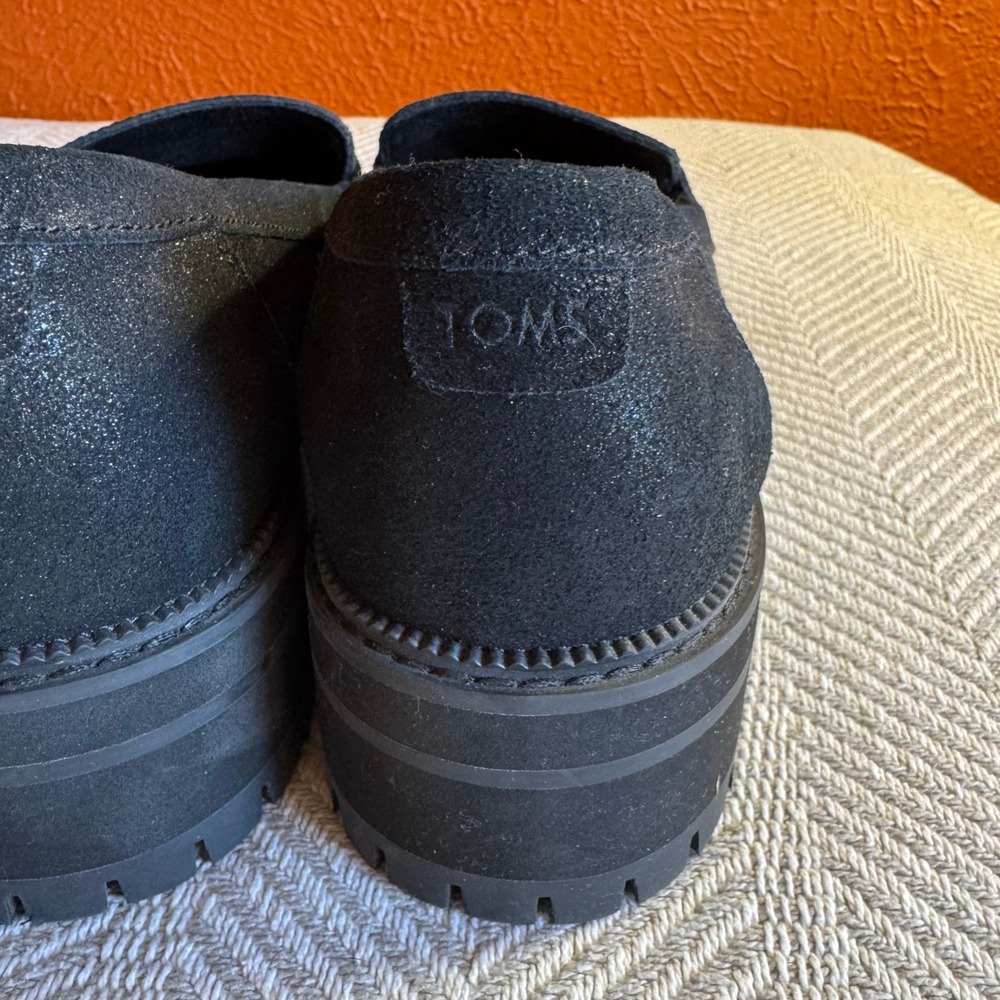 Toms Cara Loafers Black Metallic Leather Size 11 EUC - Picture 6 of 8